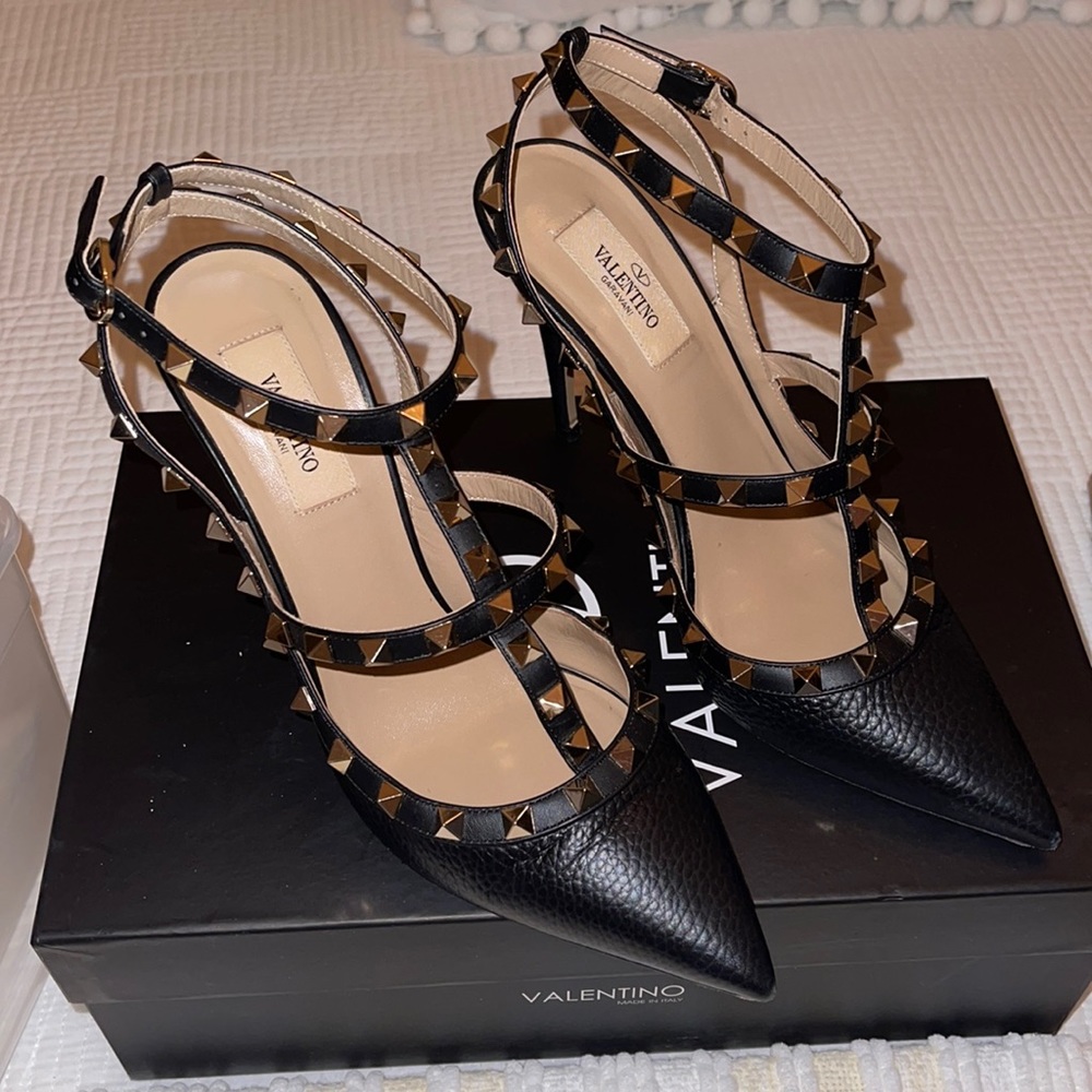 Valentino Pumps